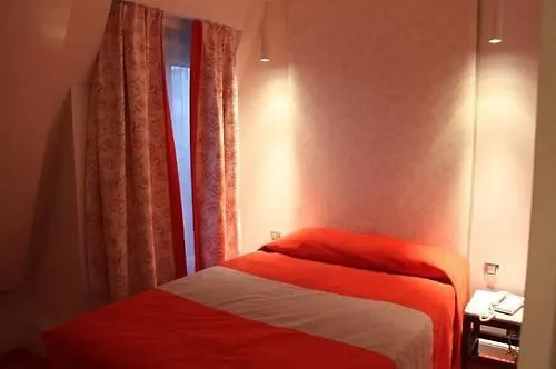 Orphee - Orso 3* Париж