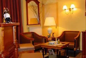 Orphée Hotel 3*